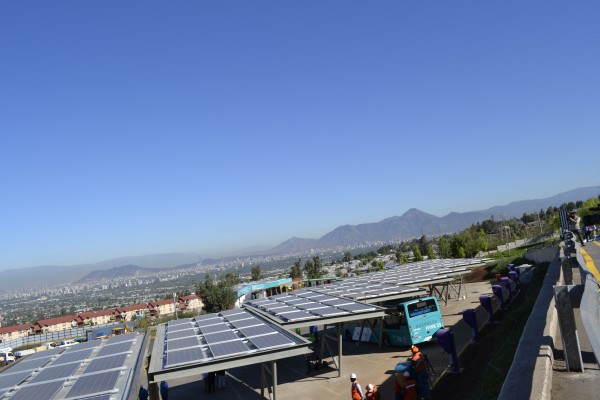 Paneles solares en primer electroterminal de Latinoamérica