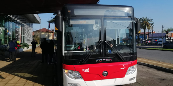 MTT y EFE anuncian nuevo servicio ferroviario entre Temuco y Padre las Casas y llegada de primeros buses eléctricos a La Araucanía