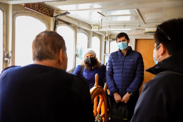 Subsecretario Pineda junto a la seremiTT Claudia Cantero 